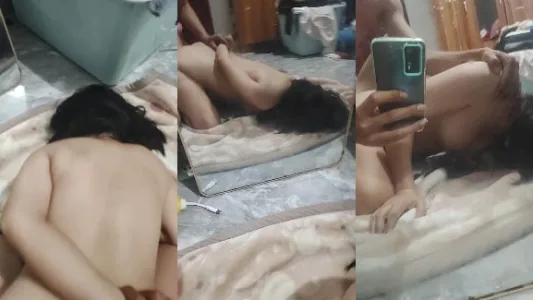 Địt vợ trước gương Phần 1